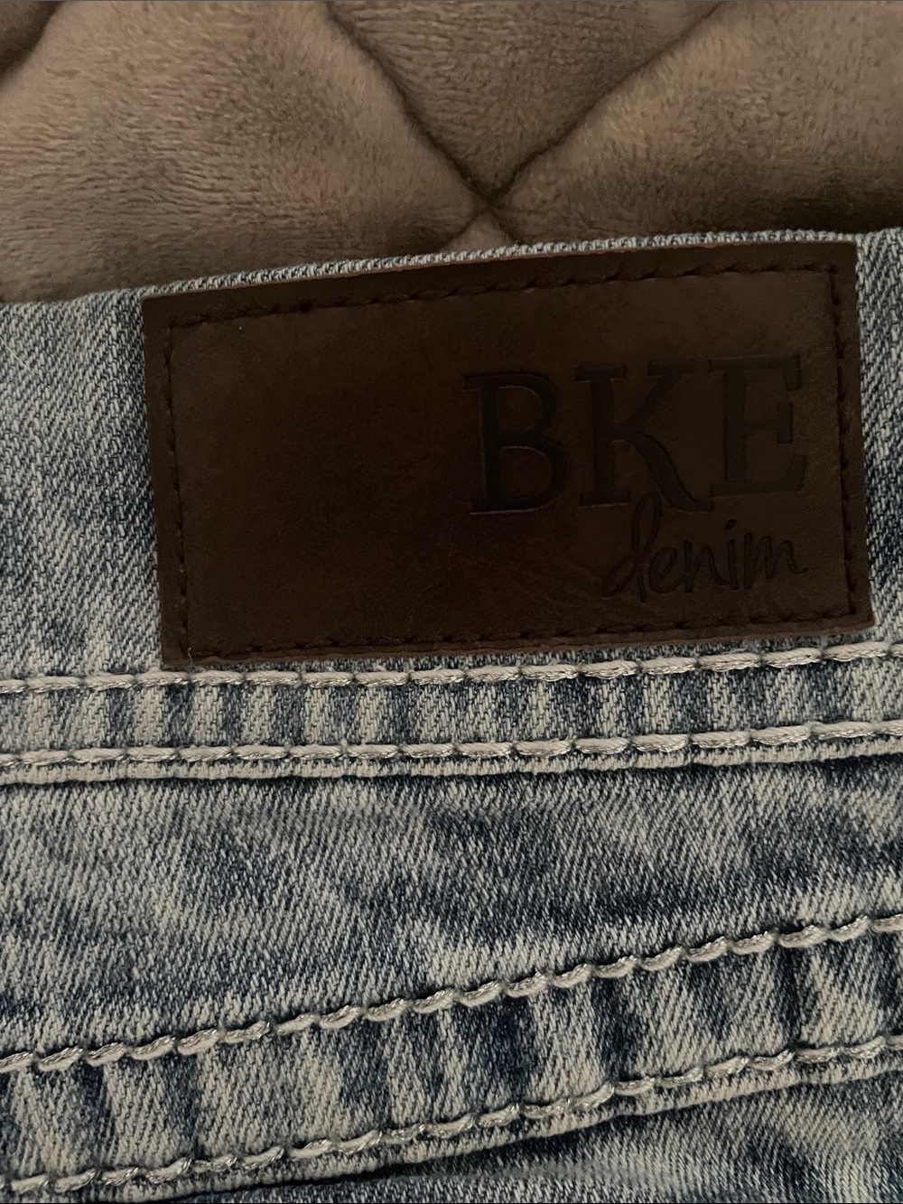 BKE Stella Women's Distressed Denim Shorts in Light Blue Wash - Picture 6 of 6